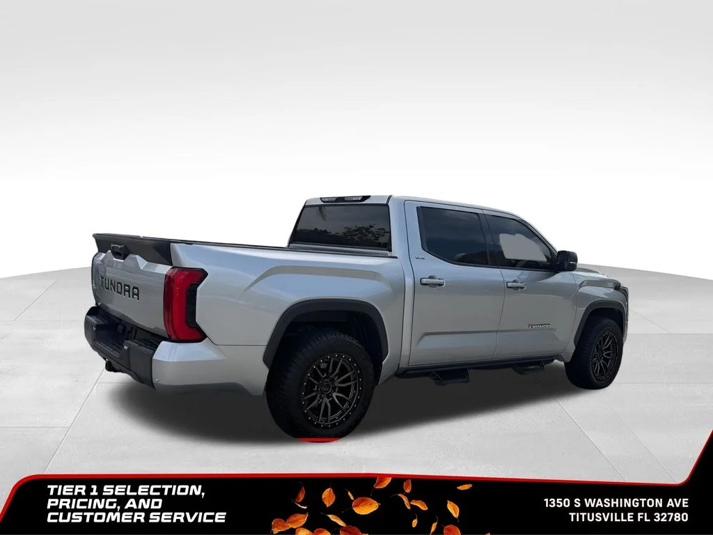 Used 2022 Silver Toyota SR5 image 10