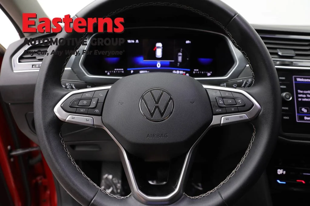 Used 2023 Red Volkswagen 2.0T SE image 10