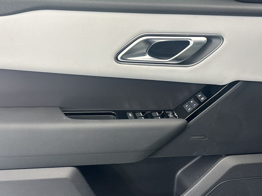 2026 Land Rover Range Rover Velar S - Photo 22