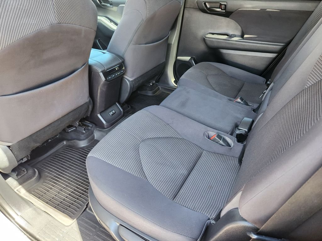 Used 2021 Gray Toyota LE image 16