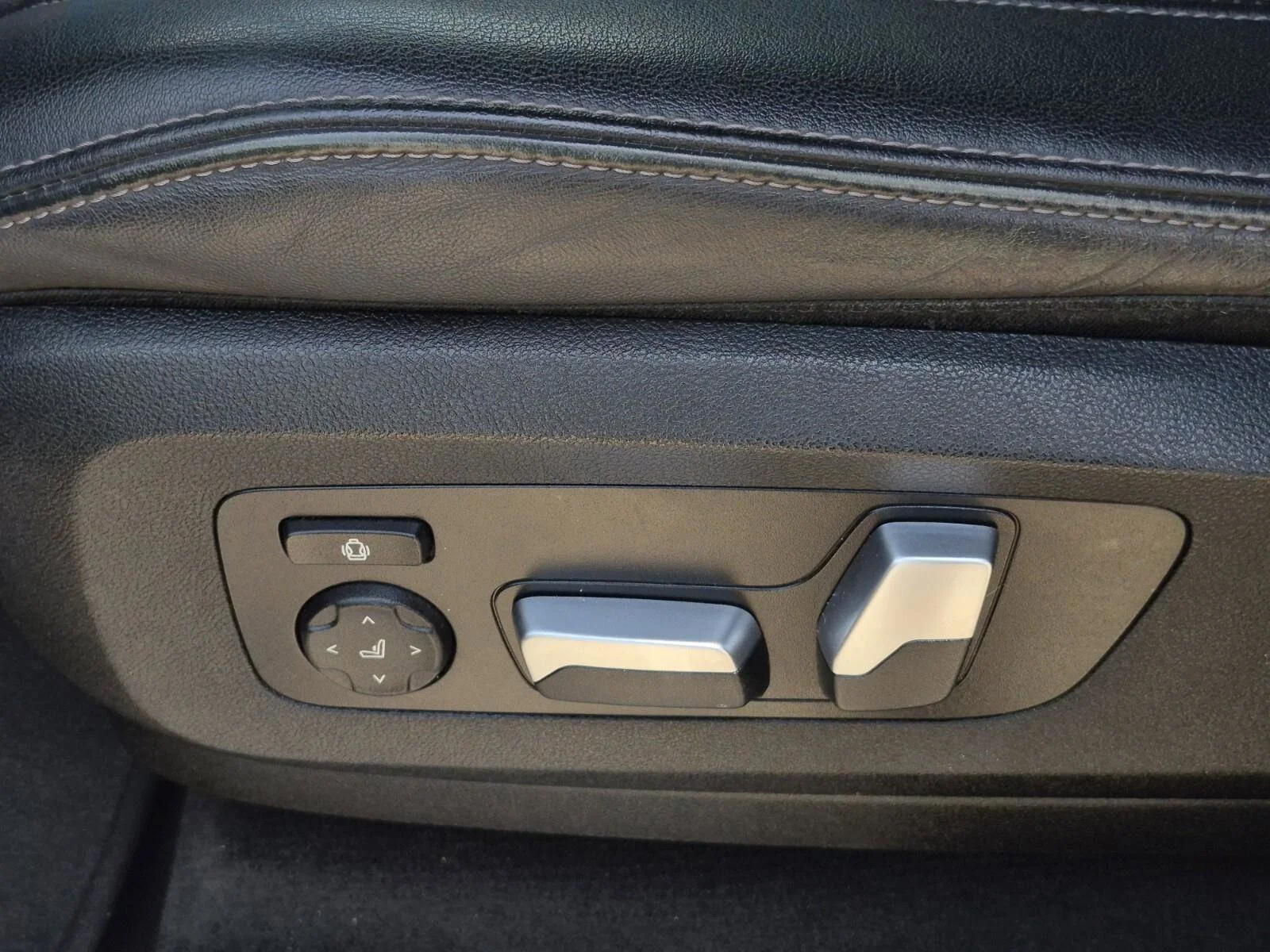 2023 BMW X5 40i - Photo 16