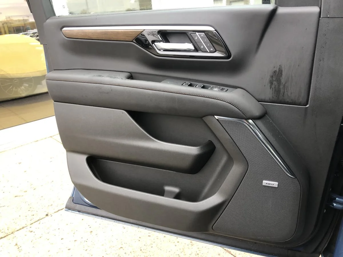 New 2026 Blue Chevrolet 4WD 4dr High Country image 18