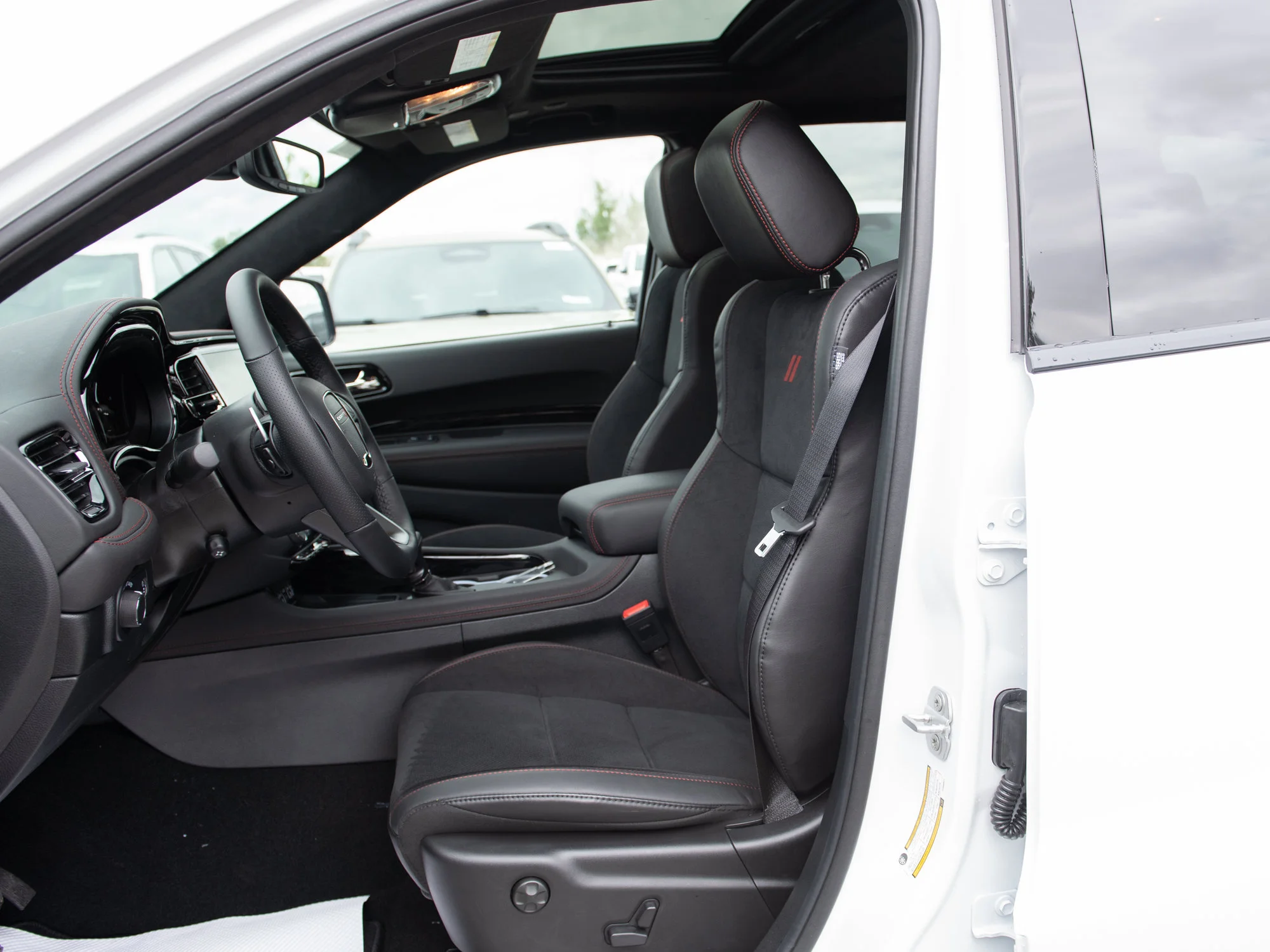 New 2026 White Dodge GT HEMI V8 Premium* AWD image 21
