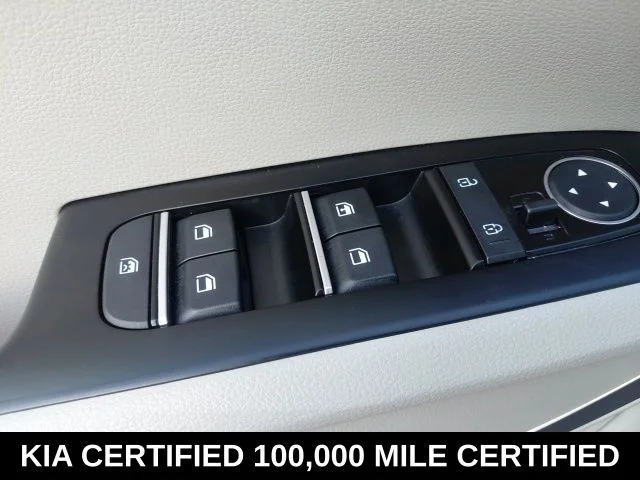Used 2025 Red Kia LX image 16