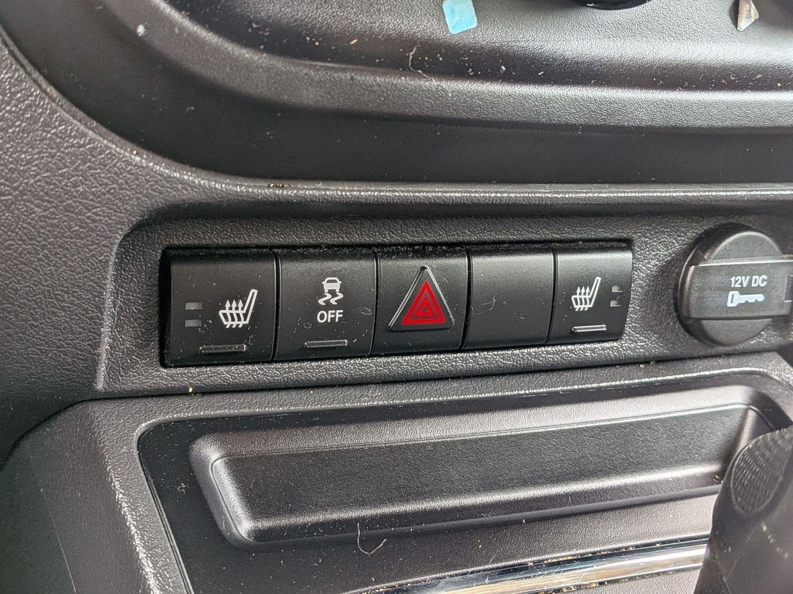 Used 2017 Black Clearcoat Jeep Latitude image 14