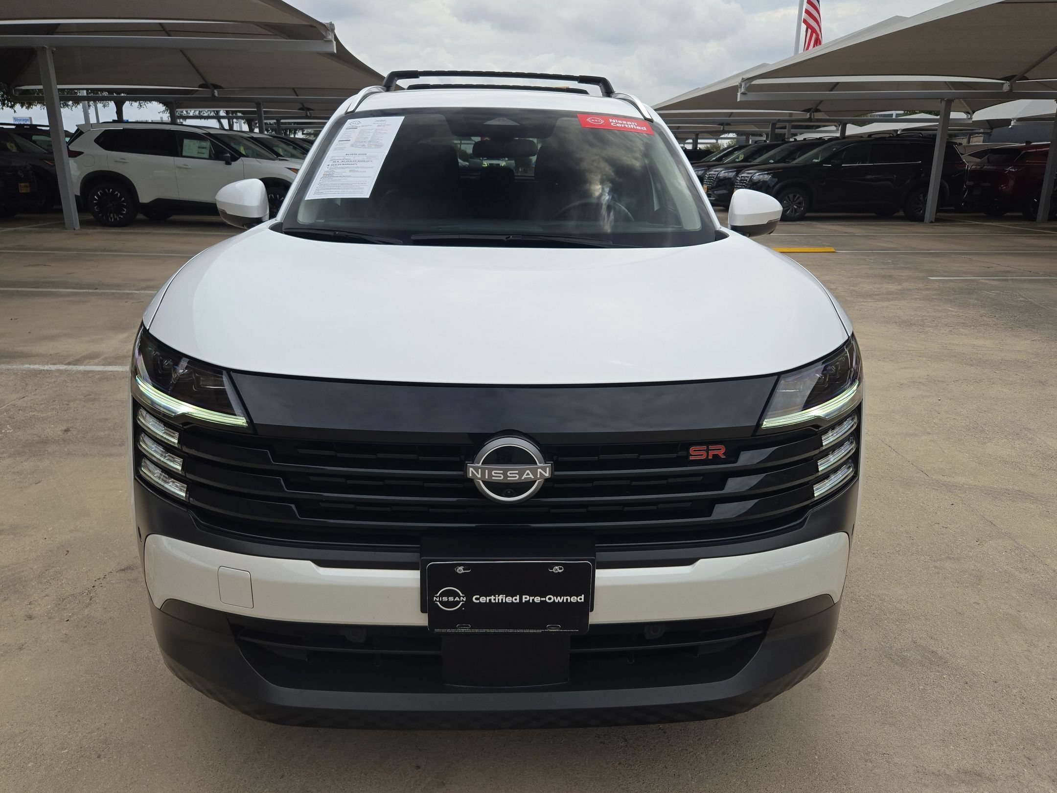 Used 2025 Aspen White Tricoat Nissan SR image 8