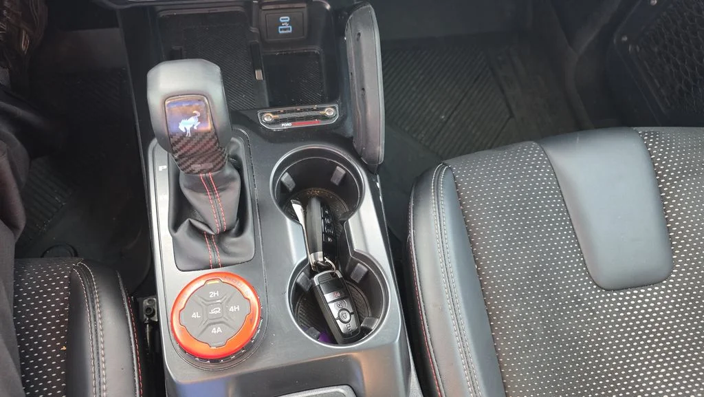 Used 2025 Beige Ford Raptor image 18