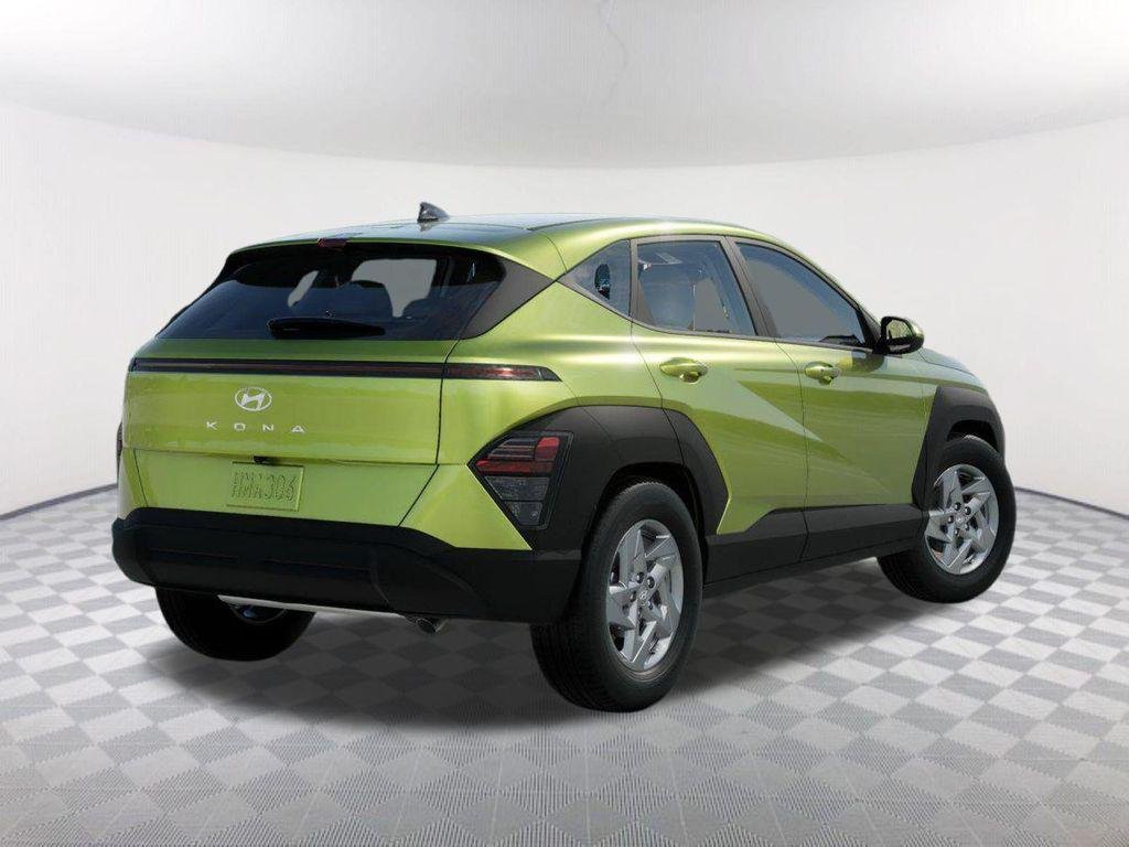 New 2027  Hyundai SE FWD image 4
