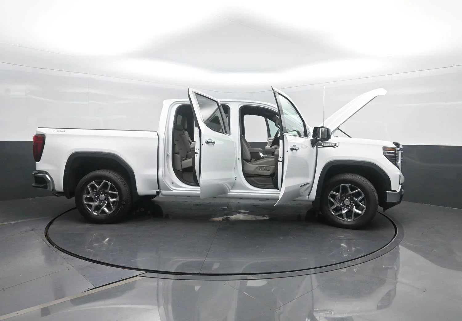 2026 GMC Sierra 1500 SLT - Photo 54