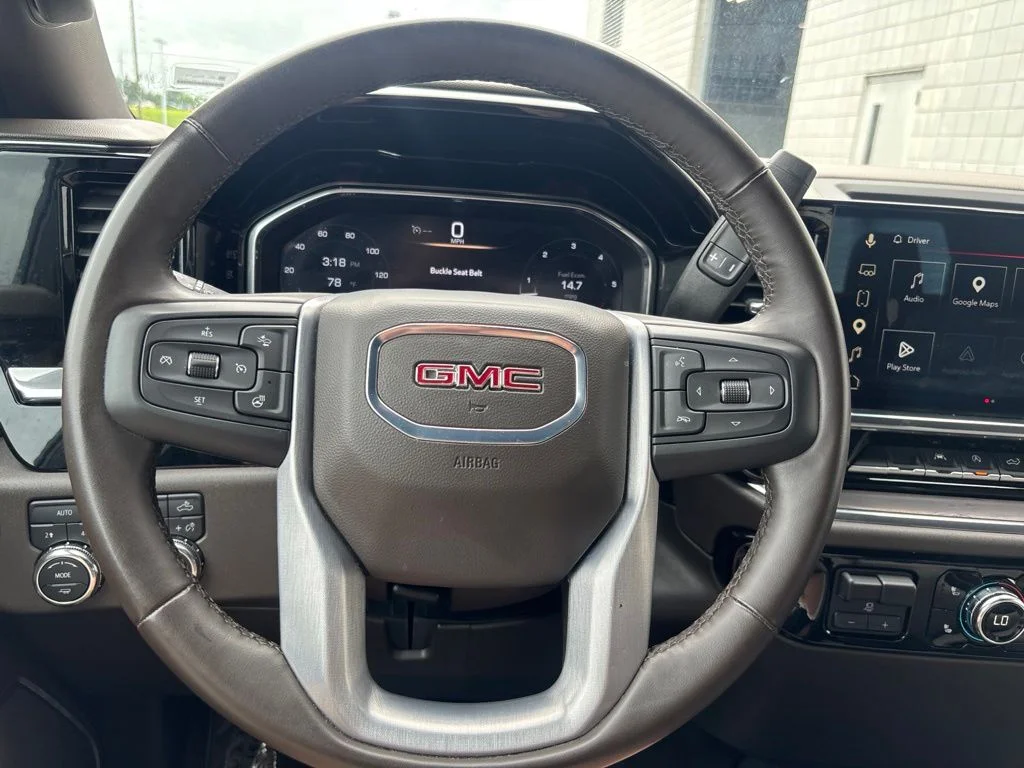 Used 2025 Black GMC SLT image 21