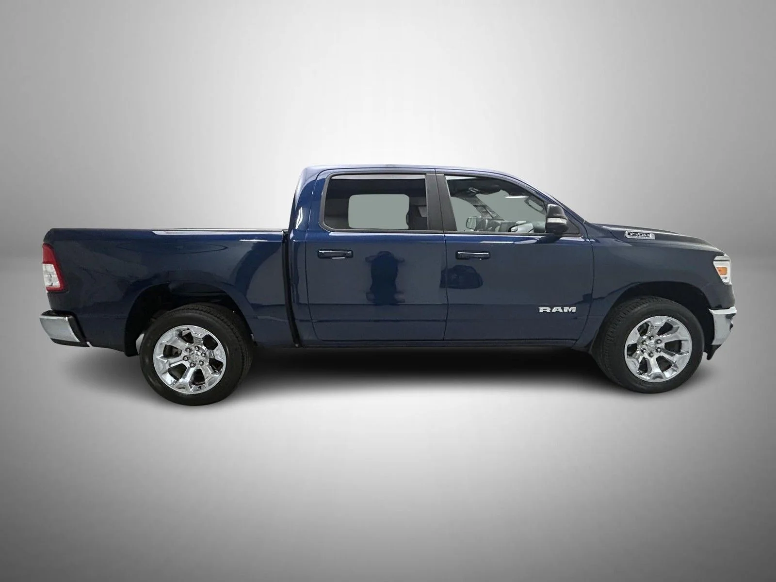 Used 2022 Blue Ram Big Horn/Lone Star image 4