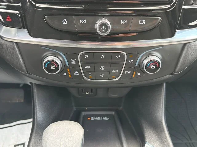 Used 2023 Northsky Blue Metallic Chevrolet LT Cloth image 33