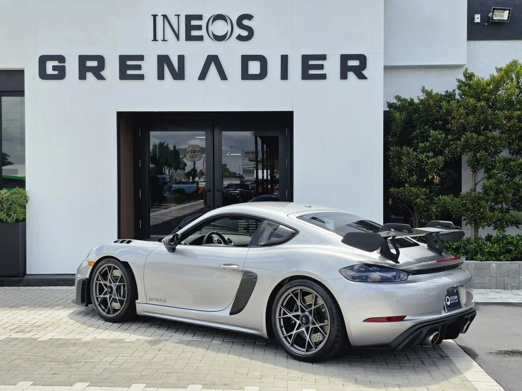 Used 2025 GT Silver Metallic Porsche GT4 RS image 4