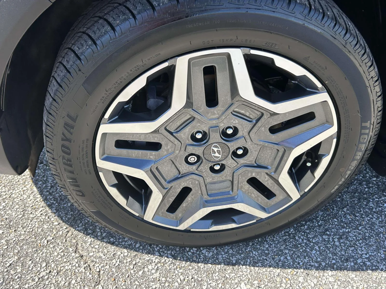 Used 2022 Gray Hyundai Limited FWD image 5