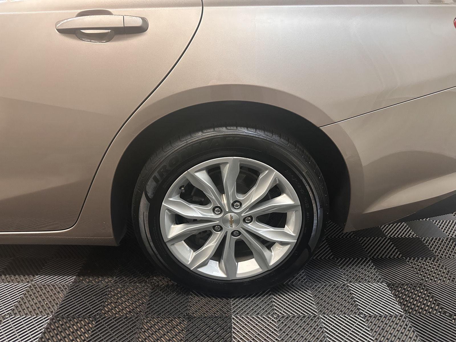 Used 2025 Mineral Gray Metallic Chevrolet LT image 46
