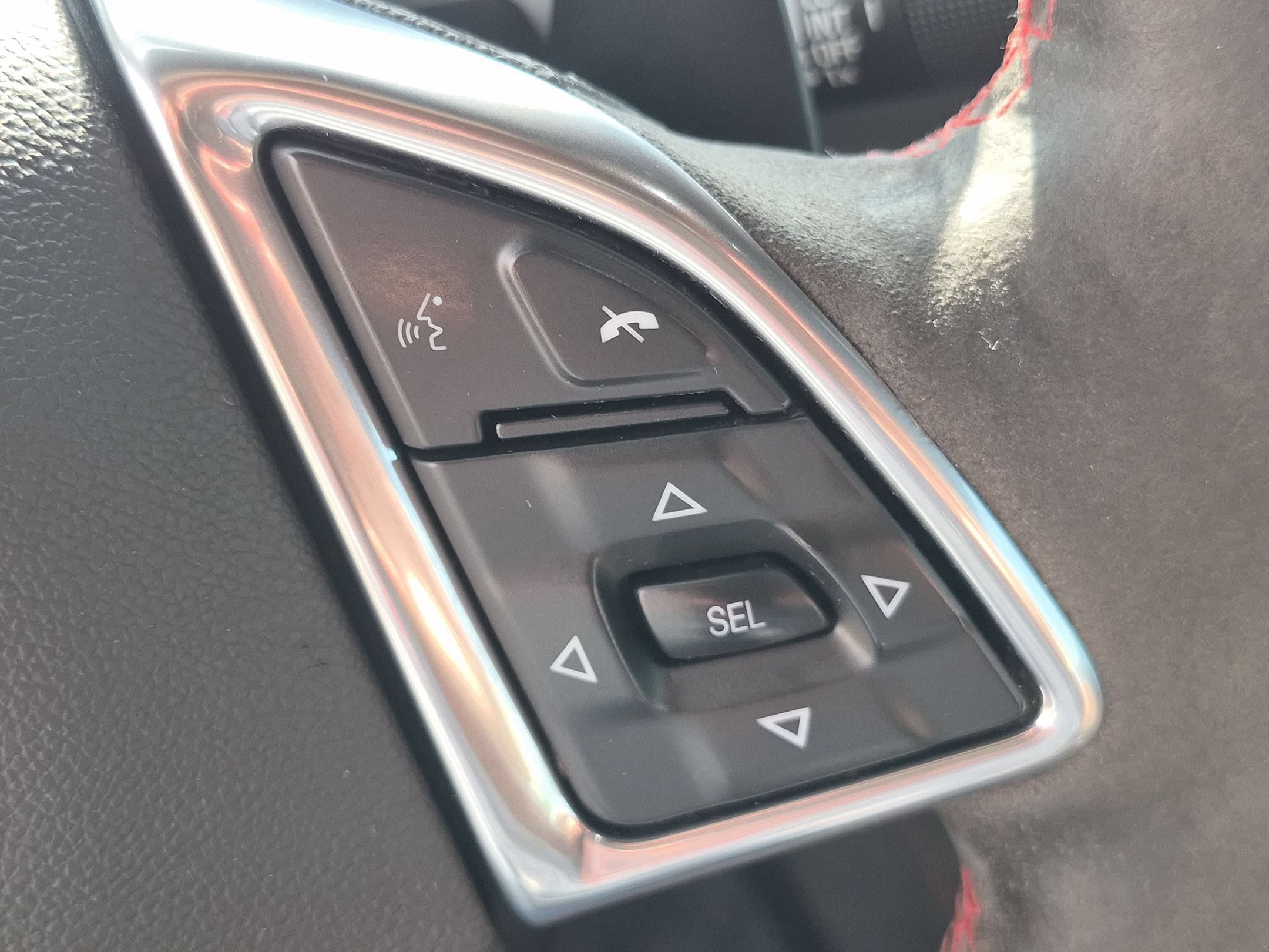 Used 2018 Summit White Chevrolet ZL1 image 18