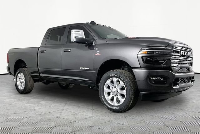 New 2026 Granite Crystal Metallic Clear-Coat Exterior Paint RAM Laramie image 3
