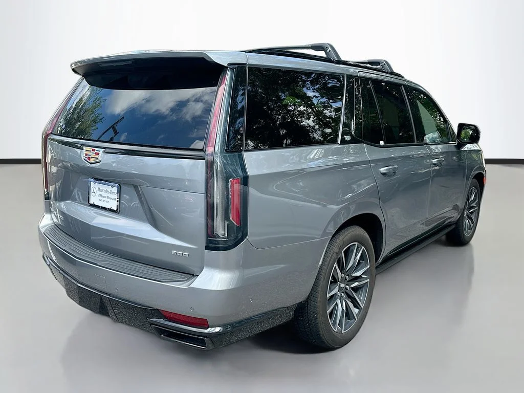 Used 2023 Silver Metallic Cadillac Sport Platinum image 5
