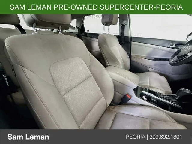 Used 2018 White Hyundai SEL image 25