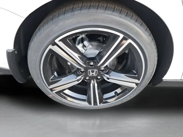 New 2026 Platinum White Pearl Honda SE image 9