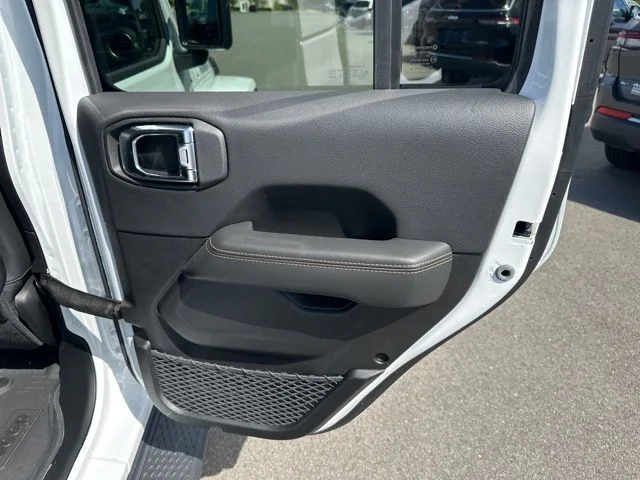 2025 Jeep Gladiator High Tide - Photo 12