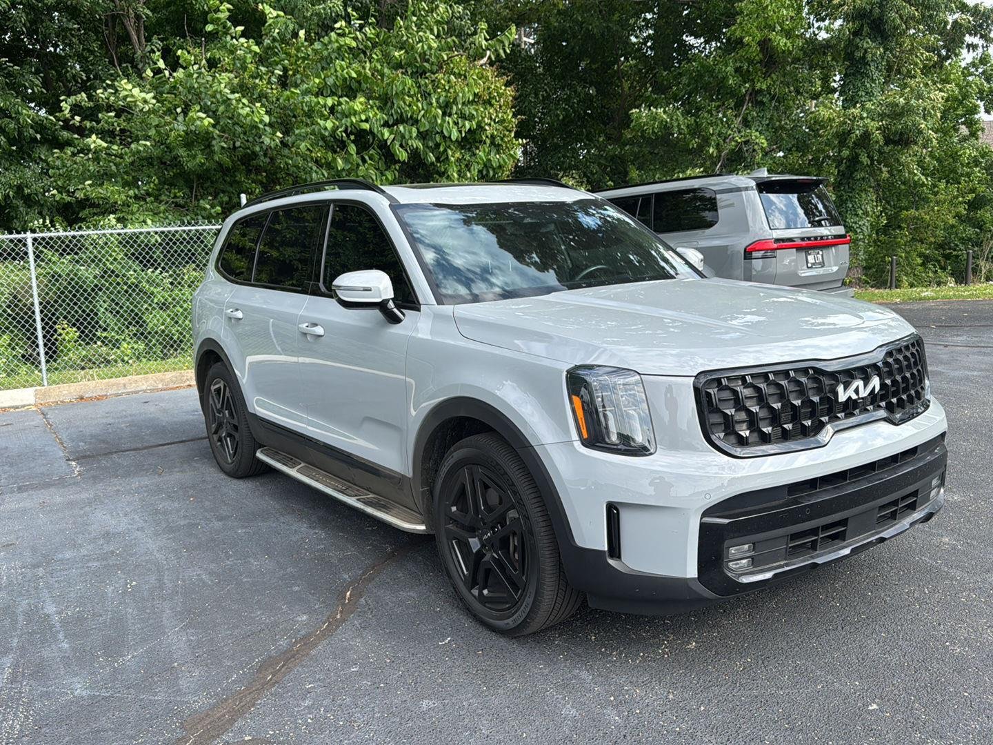 2024 Kia Telluride SX Prestige X-Line AWD's photo