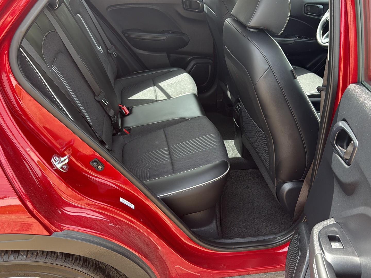 Used 2025 Ultimate Red Hyundai Limited image 30