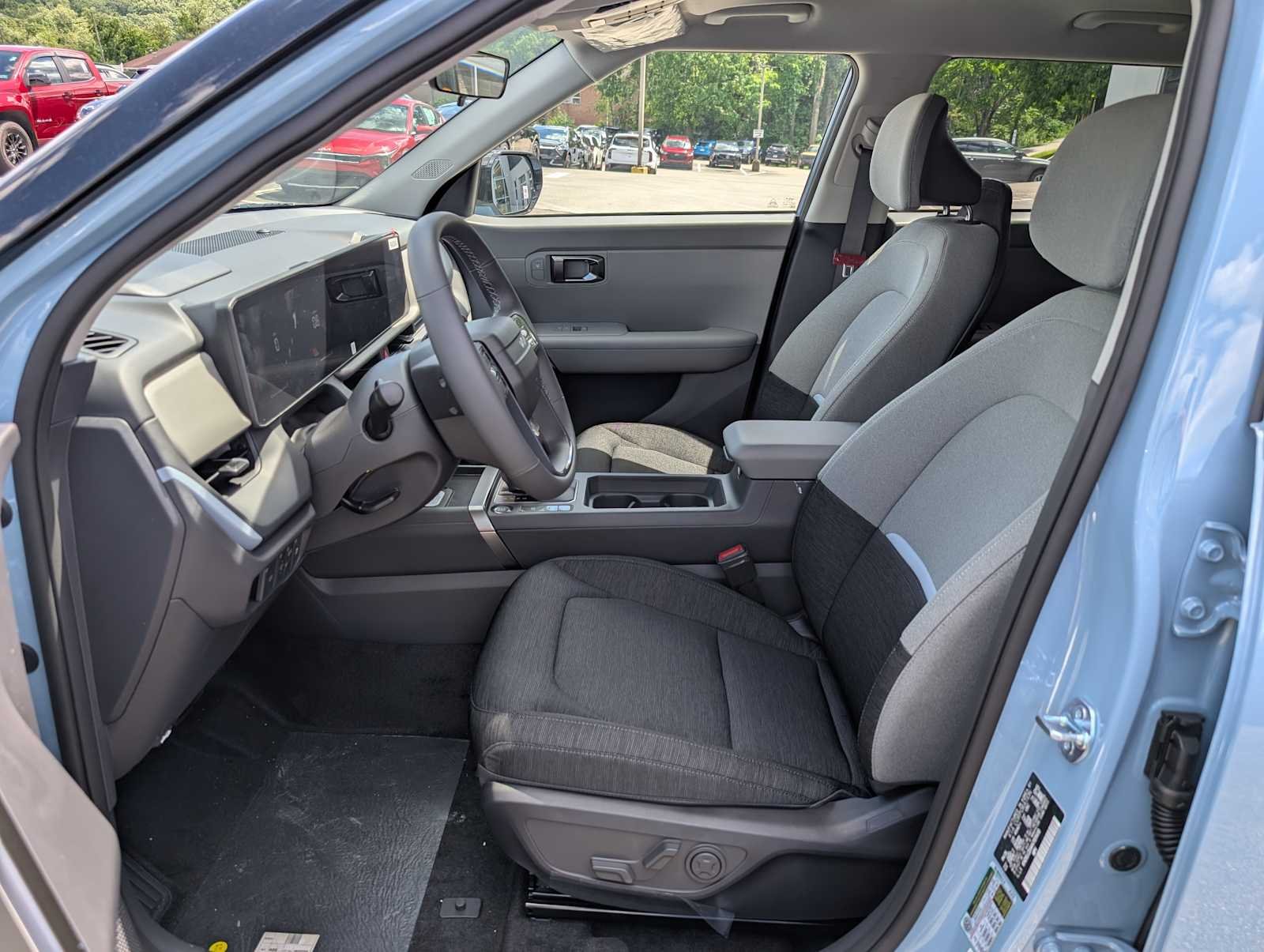 New 2027  Black Roof Kia S image 4