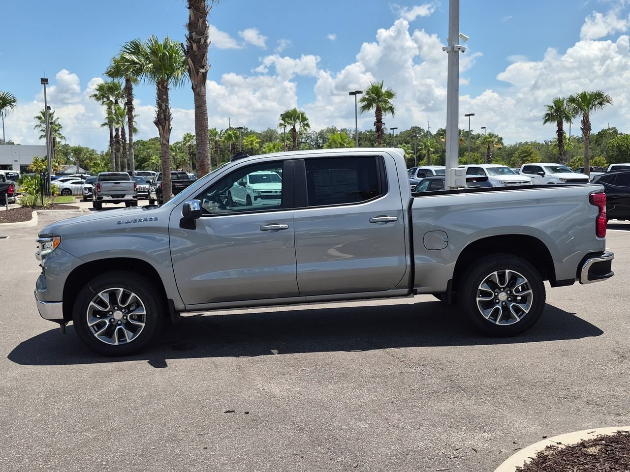 2026 Chevrolet Silverado 1500 LT - Photo 5