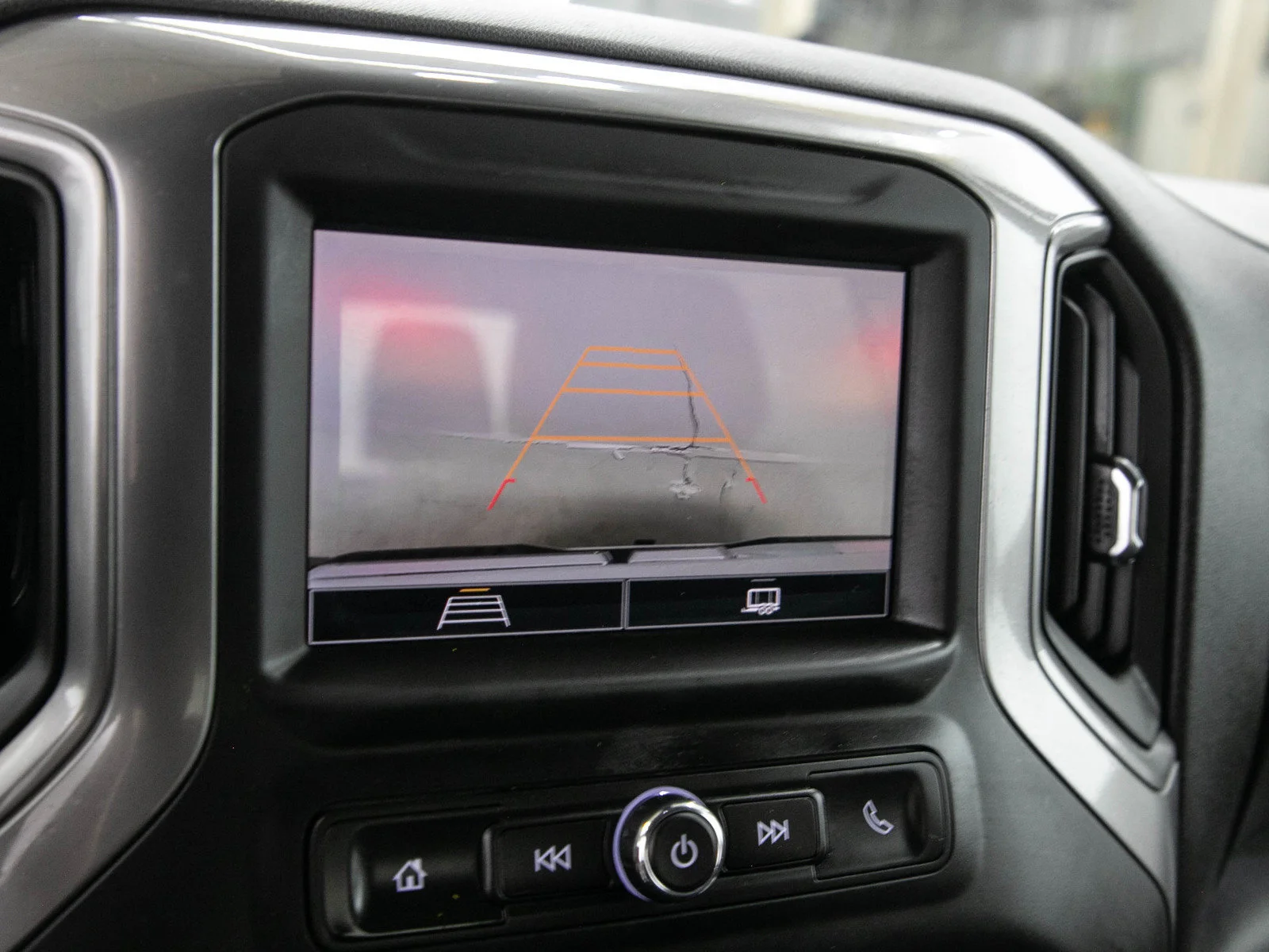 Used 2025 Summit White GMC Pro image 28