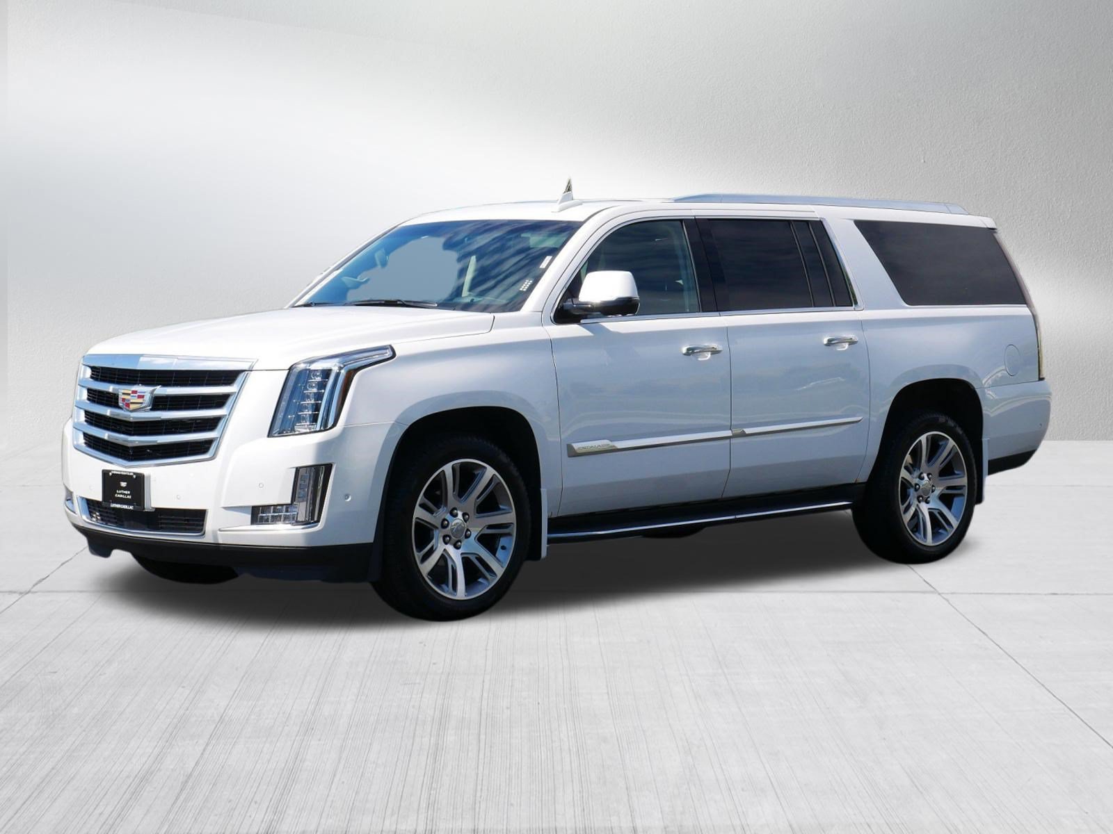 Used 2017 Cadillac Escalade ESV Premium Luxury with VIN 1GYS4JKJ1HR233895 for sale in Vadnais Heights, Minnesota