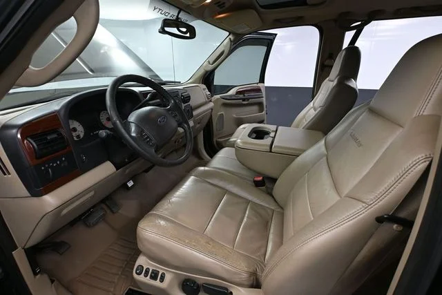 2005 Ford F-350 Super Duty Lariat - Photo 20