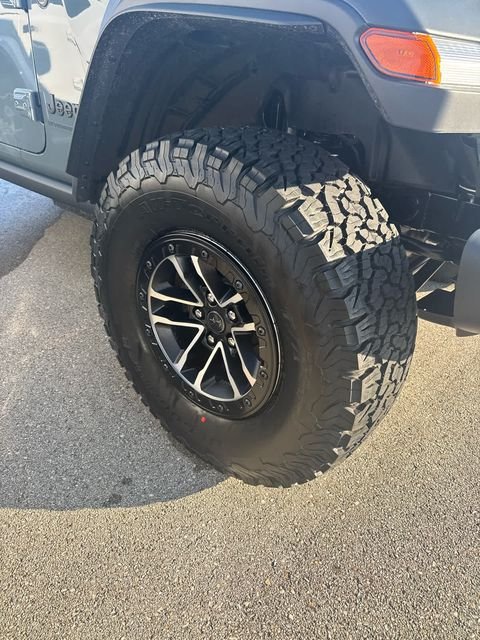 New 2026 Black Clear-Coat Exterior Paint Jeep Willys image 4