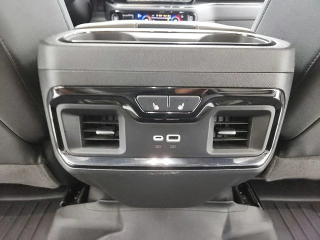 Used 2022 White Chevrolet ZR2 image 37
