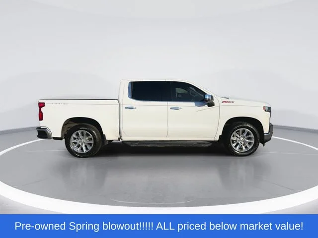 Used 2019 White Chevrolet LTZ image 9
