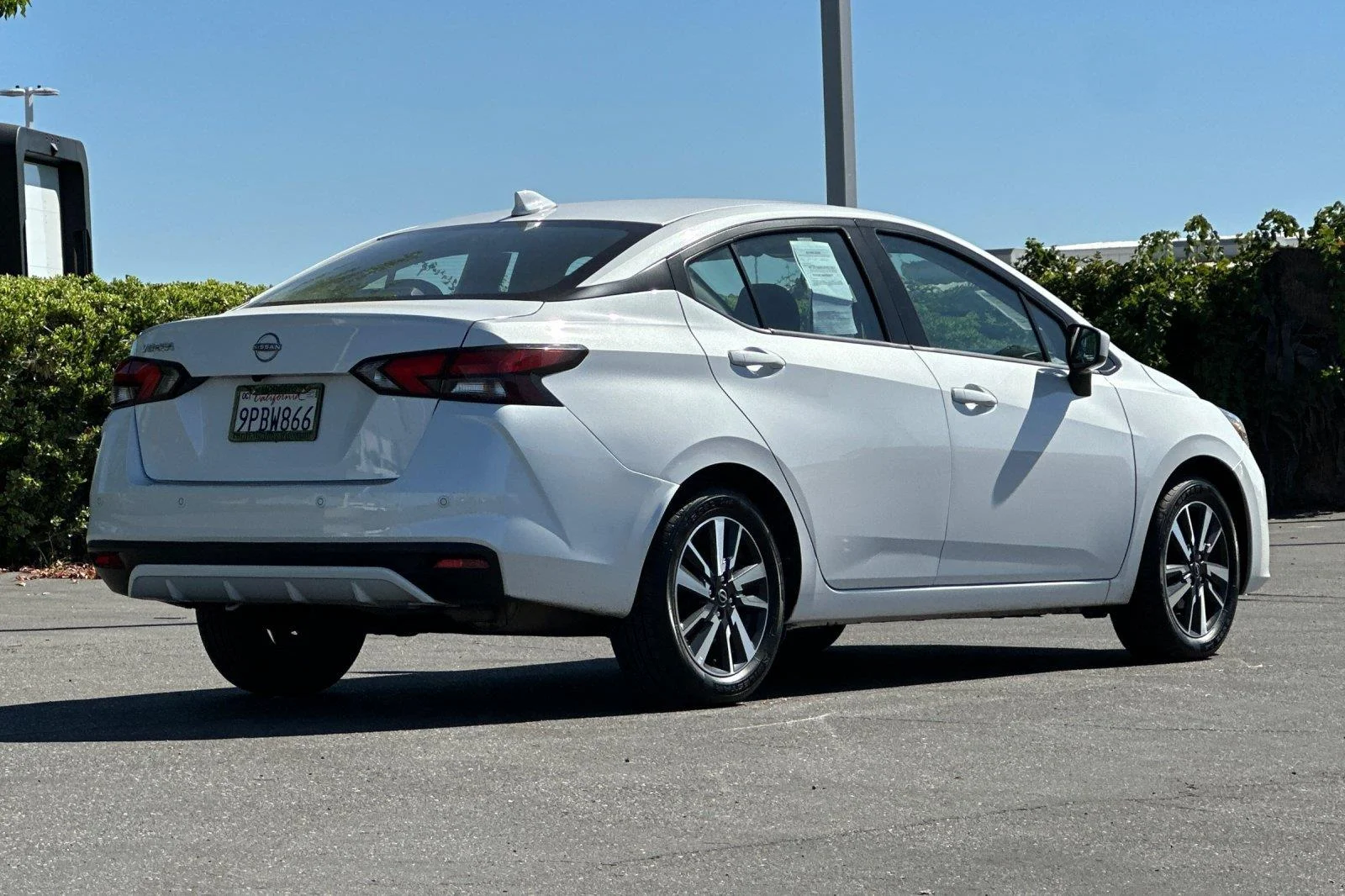 Used 2025 Aspen White Tricoat Nissan SV image 4