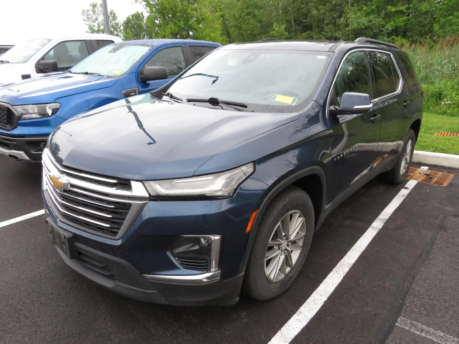 Used 2023 Northsky Blue Metallic Chevrolet LT Cloth image 7