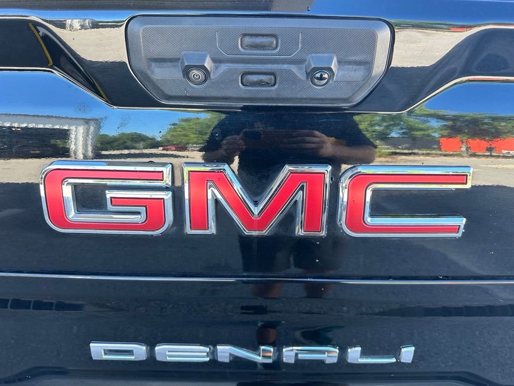 Used 2023 Black GMC Denali image 34