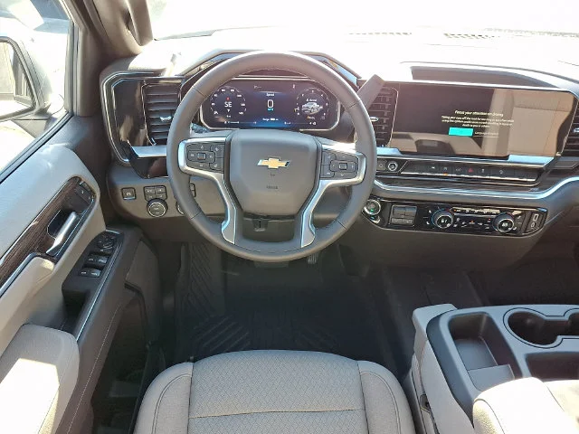 New 2026 White Chevrolet LT image 11
