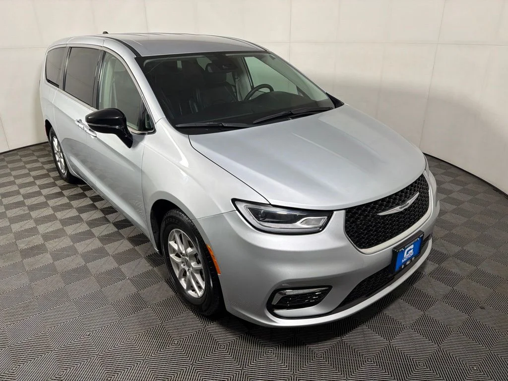 2024 Chrysler Pacifica