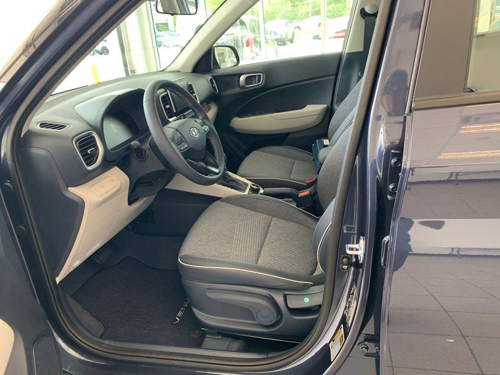 New 2026 White Hyundai SEL w/Two-Tone Roof image 3