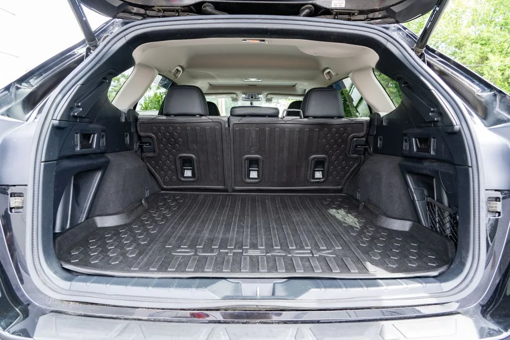 Used 2020 Black Subaru Onyx Edition XT image 8