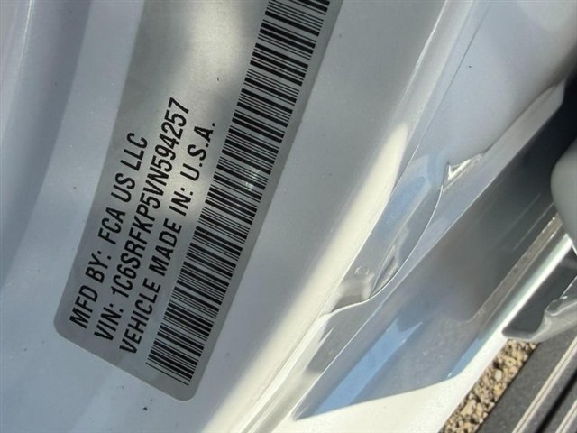 New 2027 Ivory White Tri-Coat Pearl-Coat Exterior Paint RAM Tungsten image 17