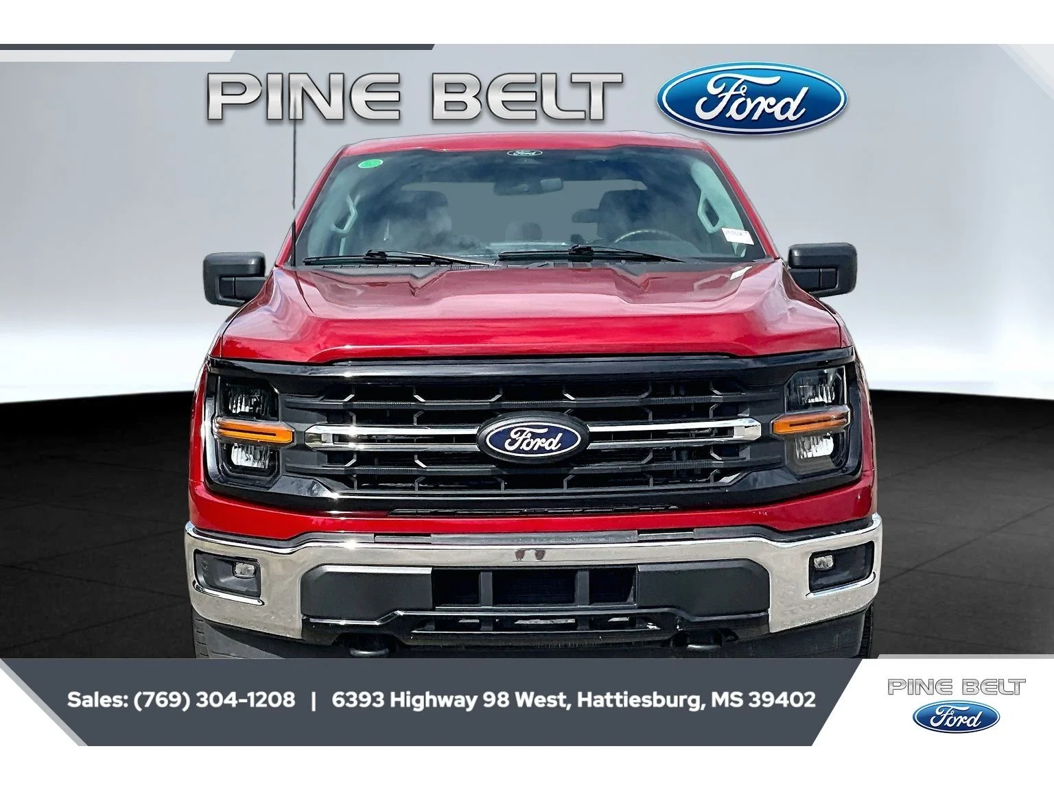 Used 2025 Rapid Red Metallic Tinted Clearcoat Ford XLT image 3