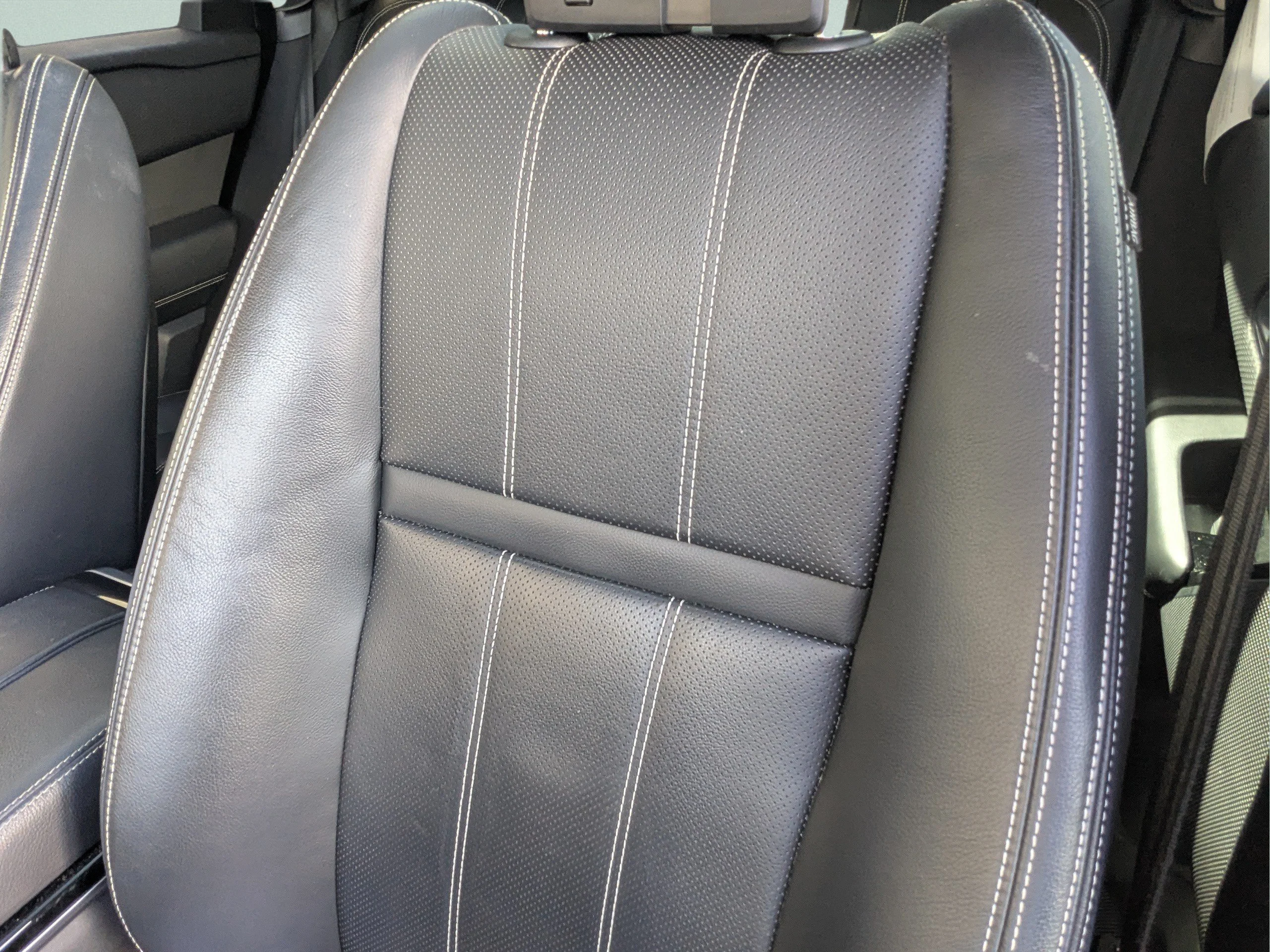 Used 2019 Silver Land Rover S image 14