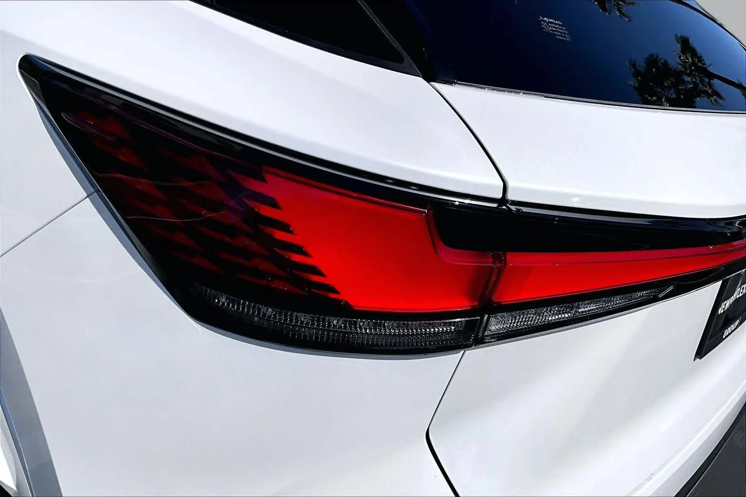 New 2026 Eminent White Pearl Lexus PREMIUM image 12