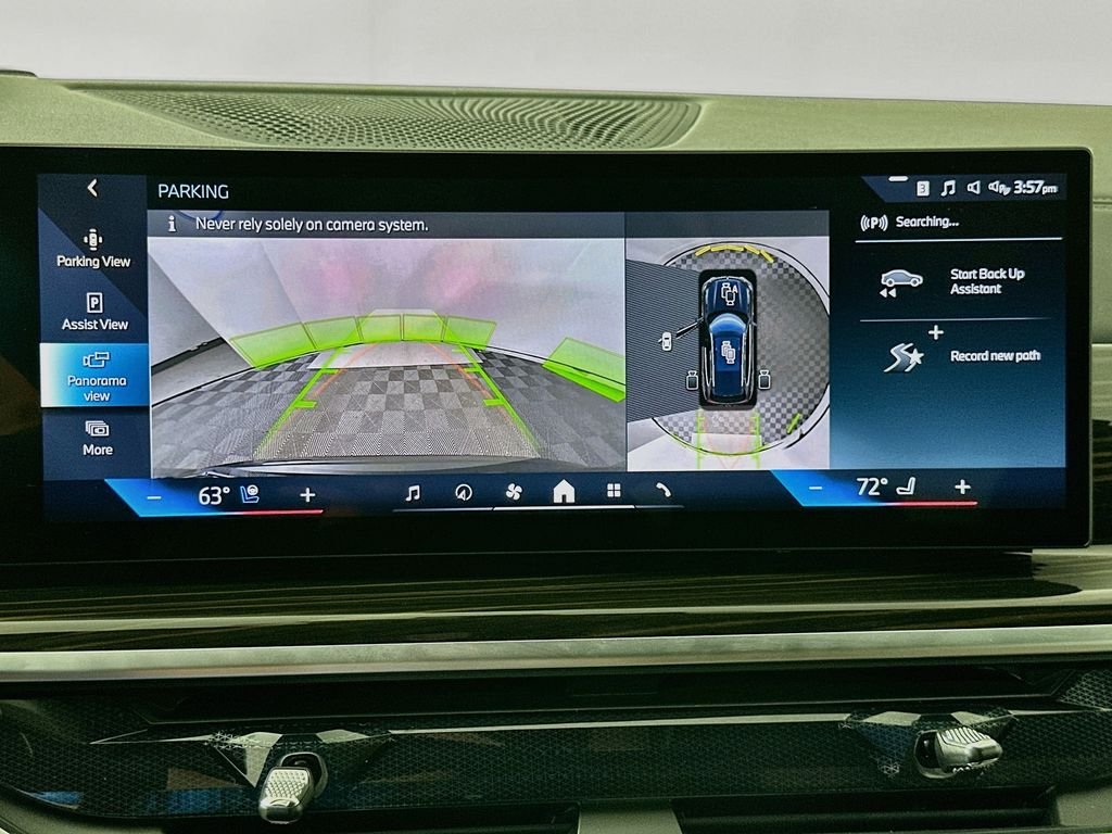 2026 BMW X5 50e - Photo 14