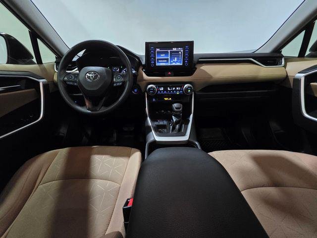 Certified Used 2019 RUBY FLARE PEARL Toyota  image 14