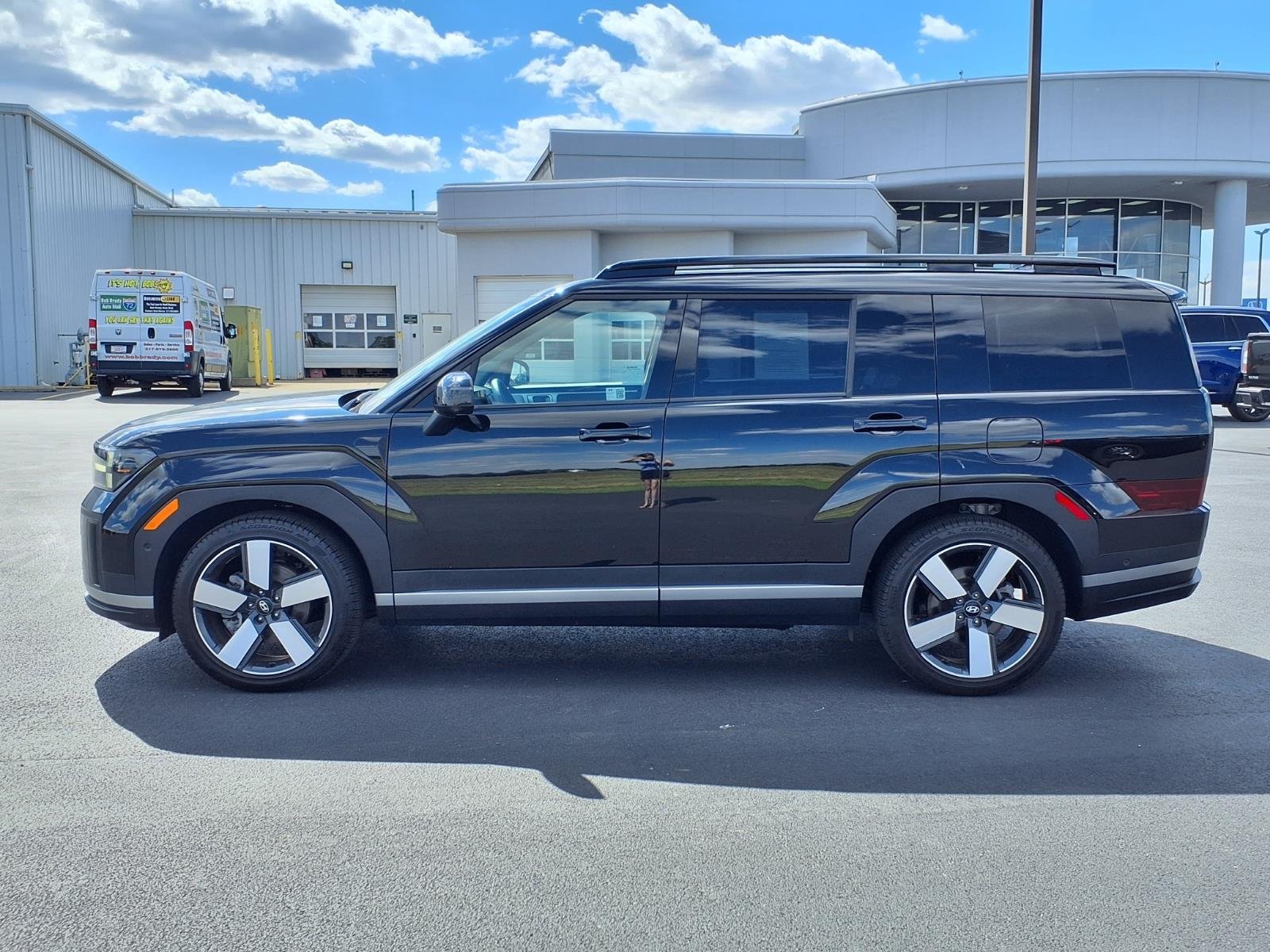 2024 Hyundai Santa Fe Limited - Photo 18