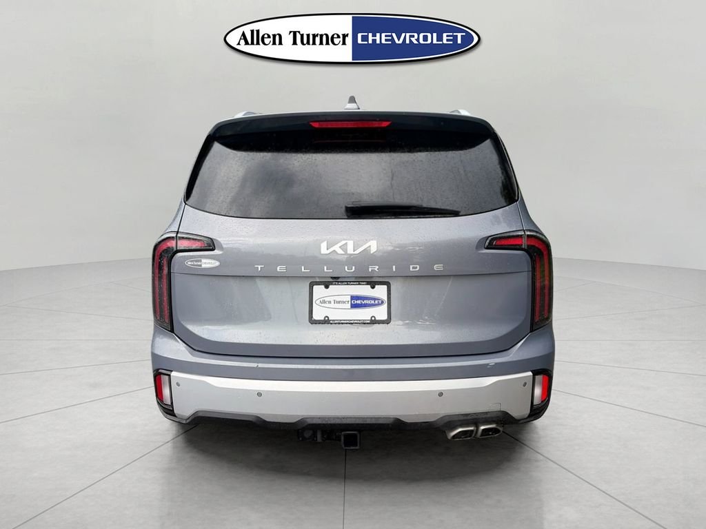Used 2024 Silver Kia EX image 5